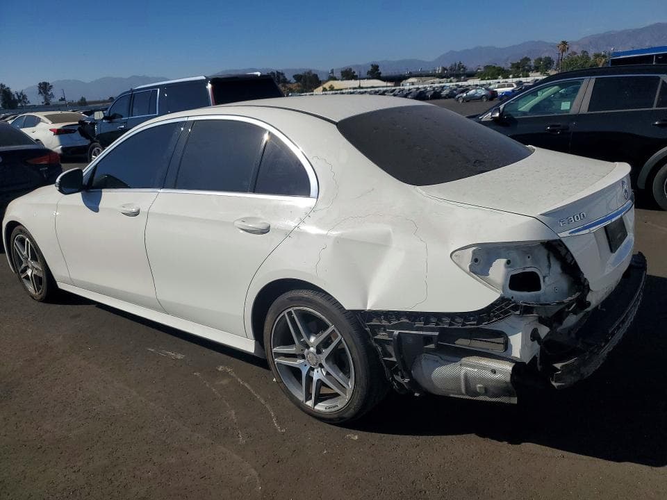 2018 MERCEDES-BENZ E 300 2