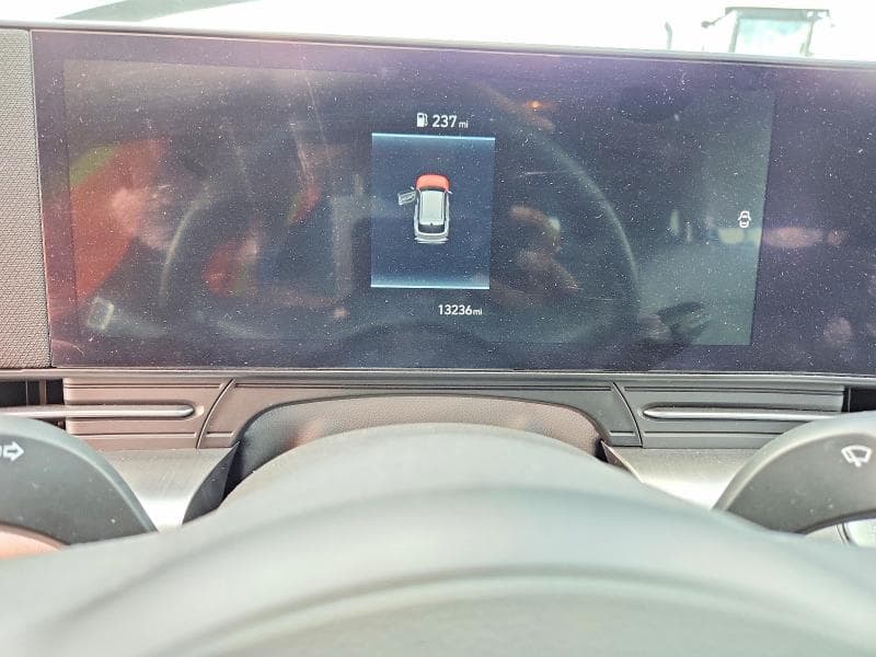 2024 HYUNDAI KONA SEL 9