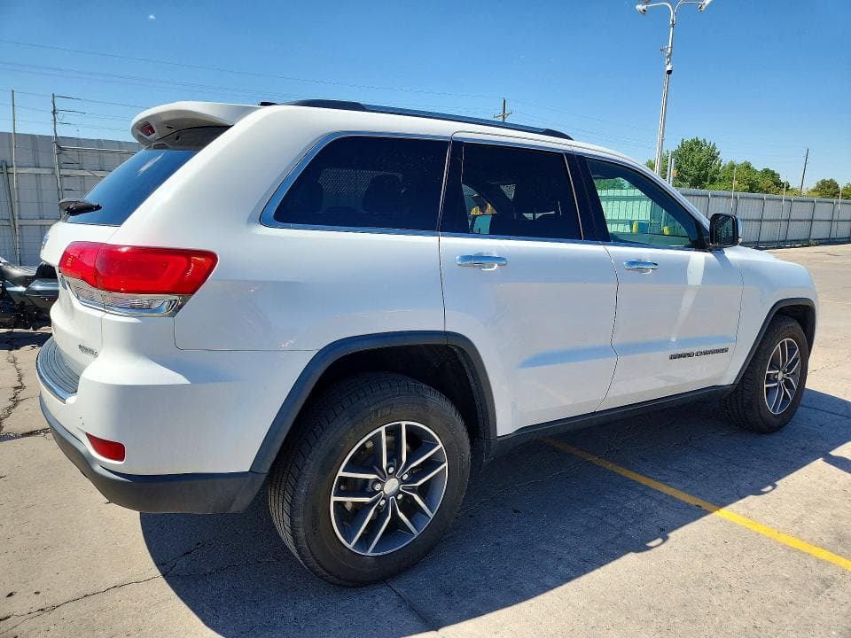 2017 JEEP GRAND CHEROKEE LIMITED 3
