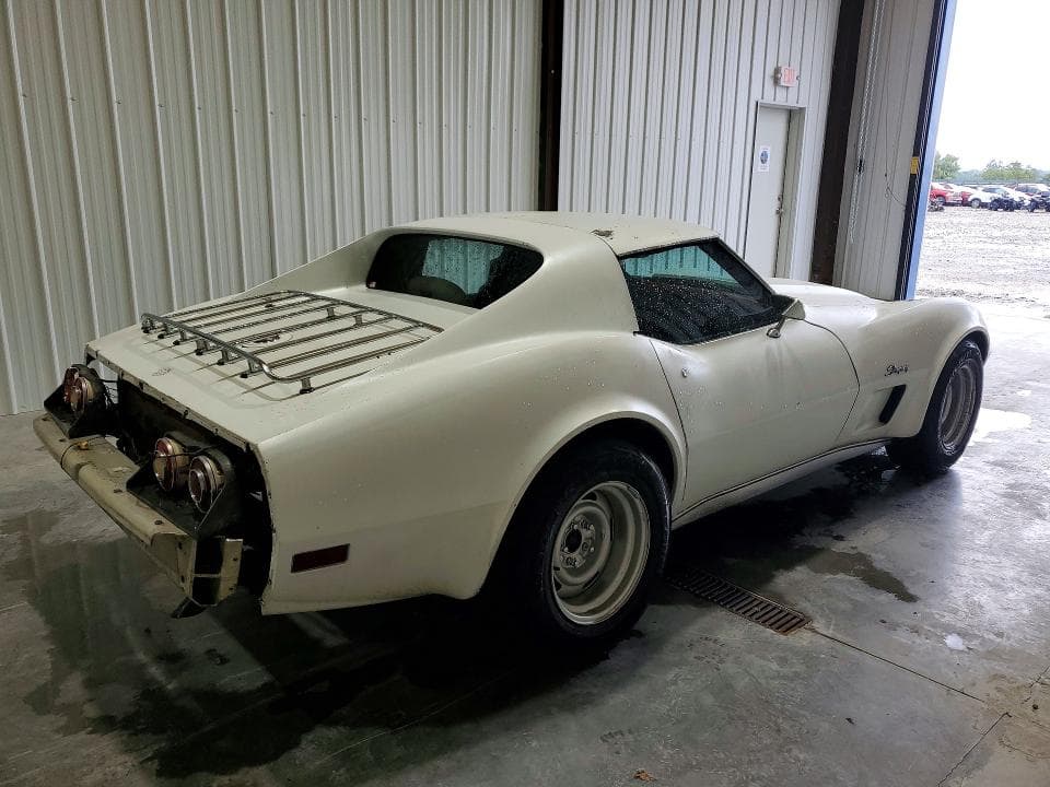 1976 CHEVROLET CORVETTE 3