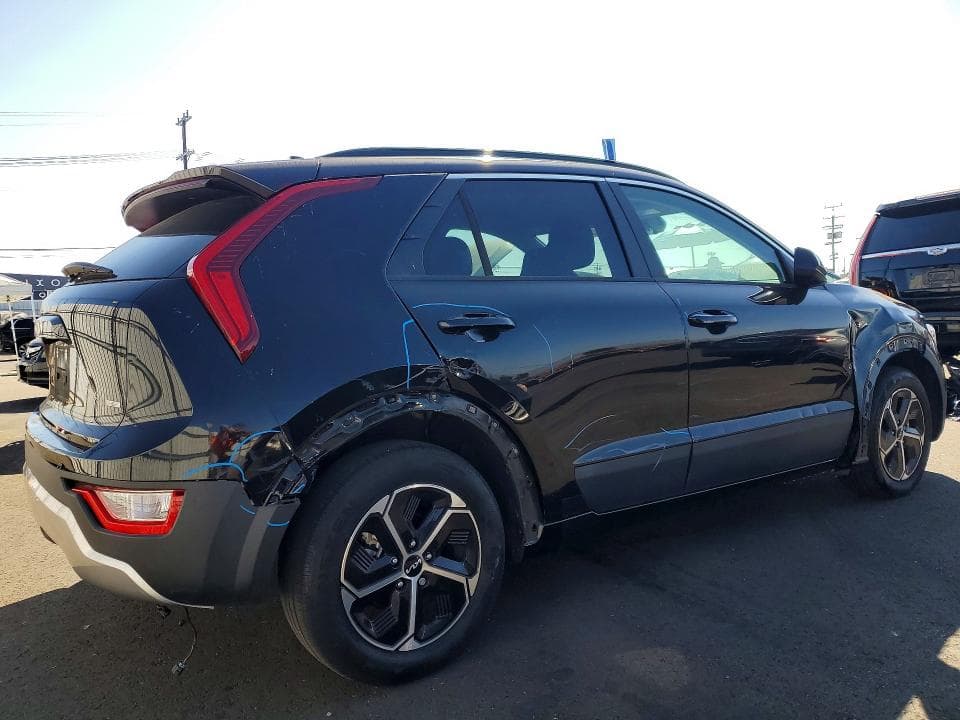 2024 KIA NIRO LX 3