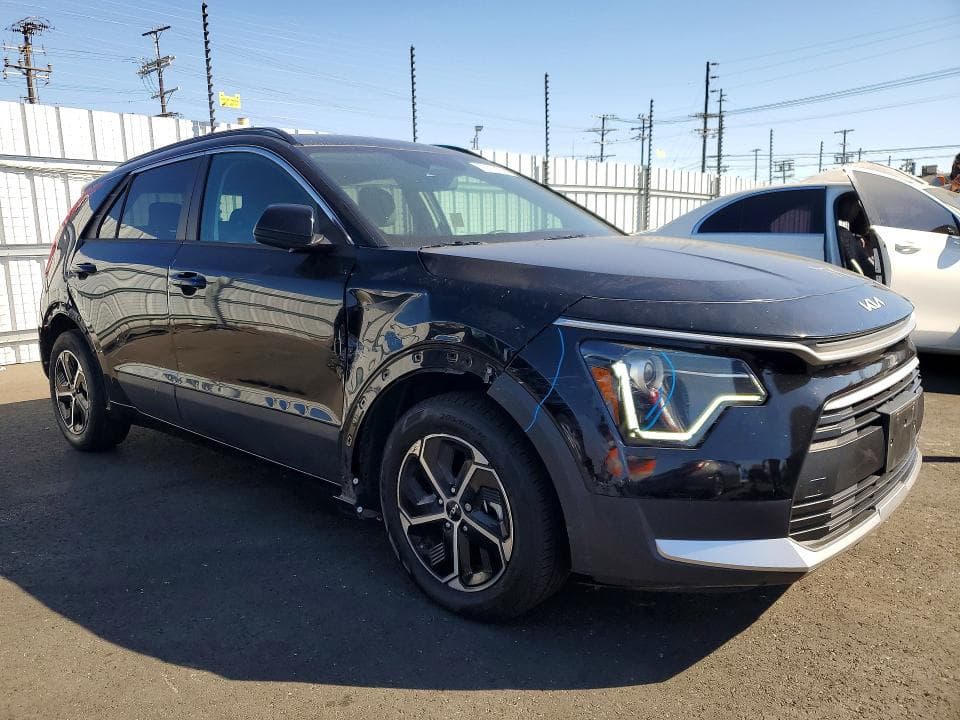 2024 KIA NIRO LX 4