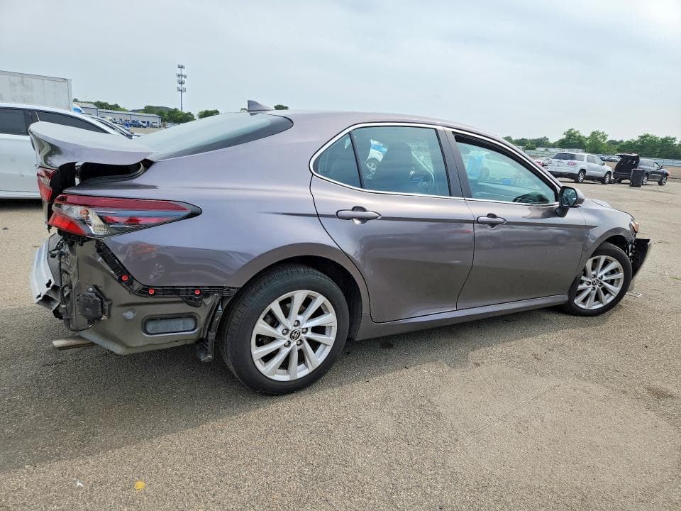 2023 TOYOTA CAMRY LE 3