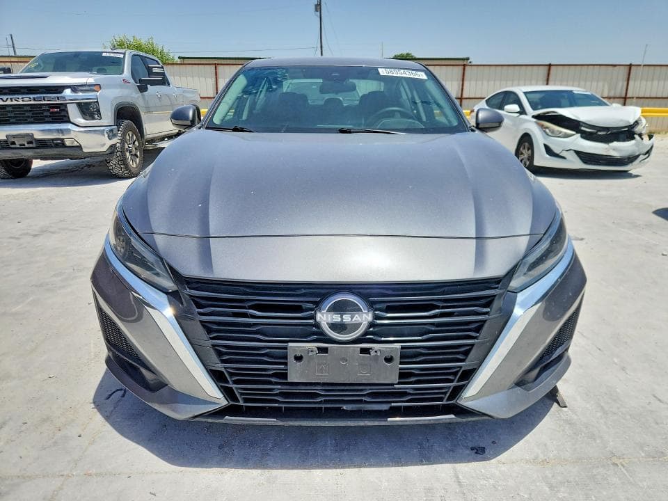 2023 NISSAN ALTIMA S 5