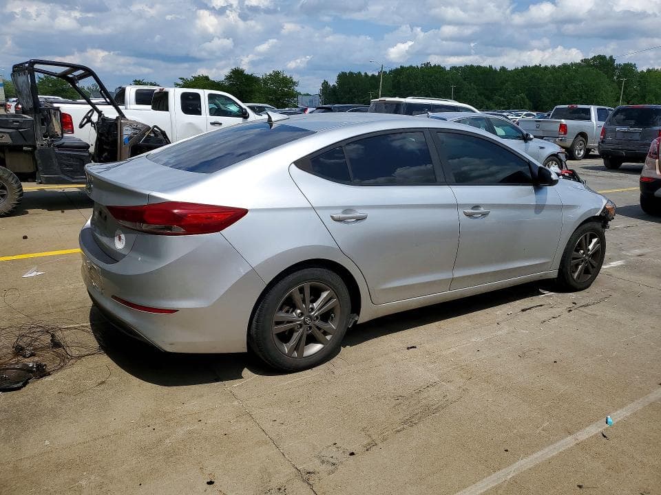 2018 HYUNDAI ELANTRA SEL 3
