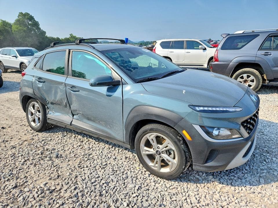 2023 HYUNDAI KONA SEL 4