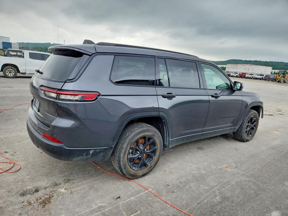 2024 JEEP GRAND CHEROKEE L LAREDO 3