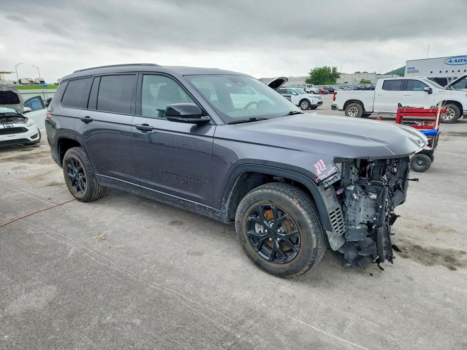 2024 JEEP GRAND CHEROKEE L LAREDO 4