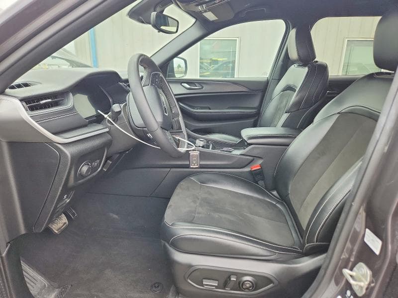 2024 JEEP GRAND CHEROKEE L LAREDO 7