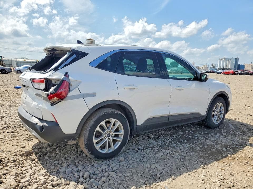 2020 FORD ESCAPE SE 3