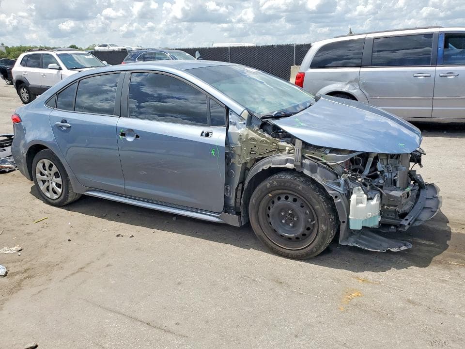 2020 TOYOTA COROLLA LE 4