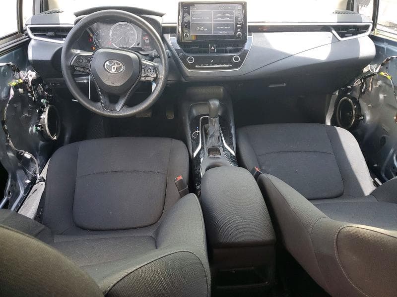 2020 TOYOTA COROLLA LE 8