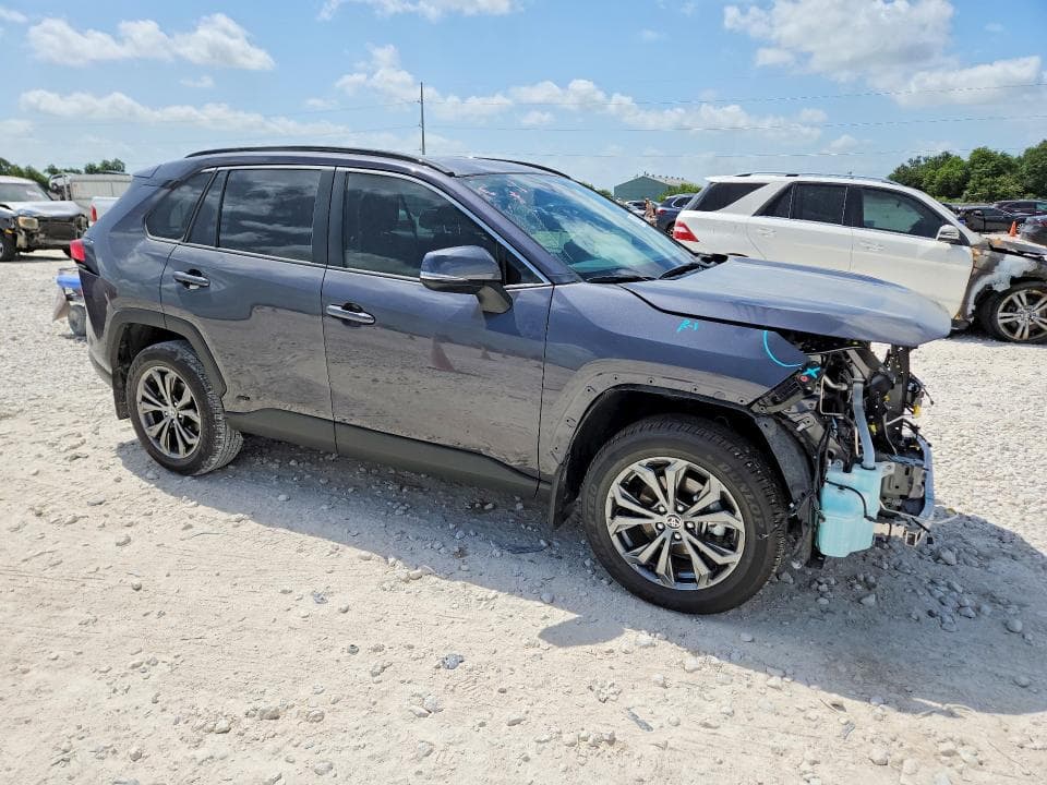 2025 TOYOTA RAV4 XLE PREMIUM 4
