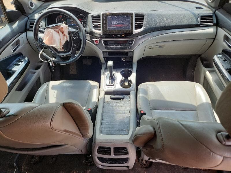 2017 HONDA PILOT EXL 8