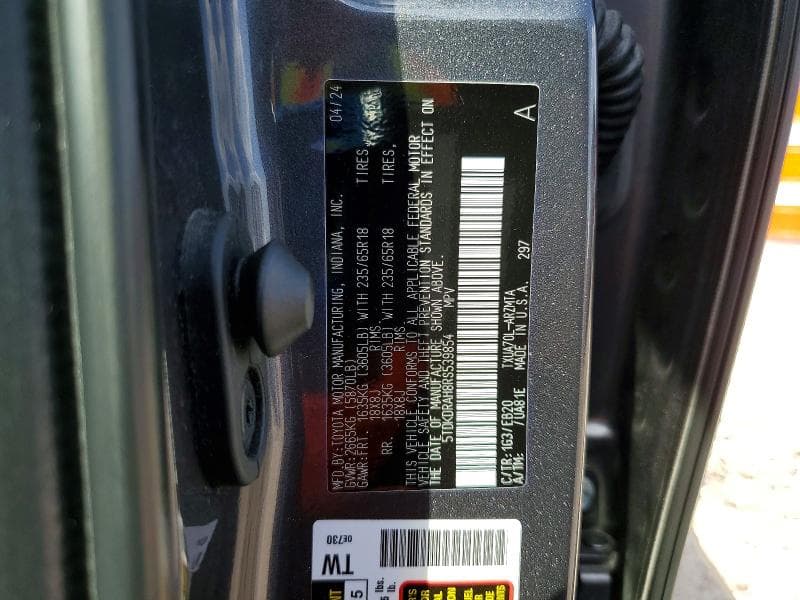 2024 TOYOTA HIGHLANDER XLE 14