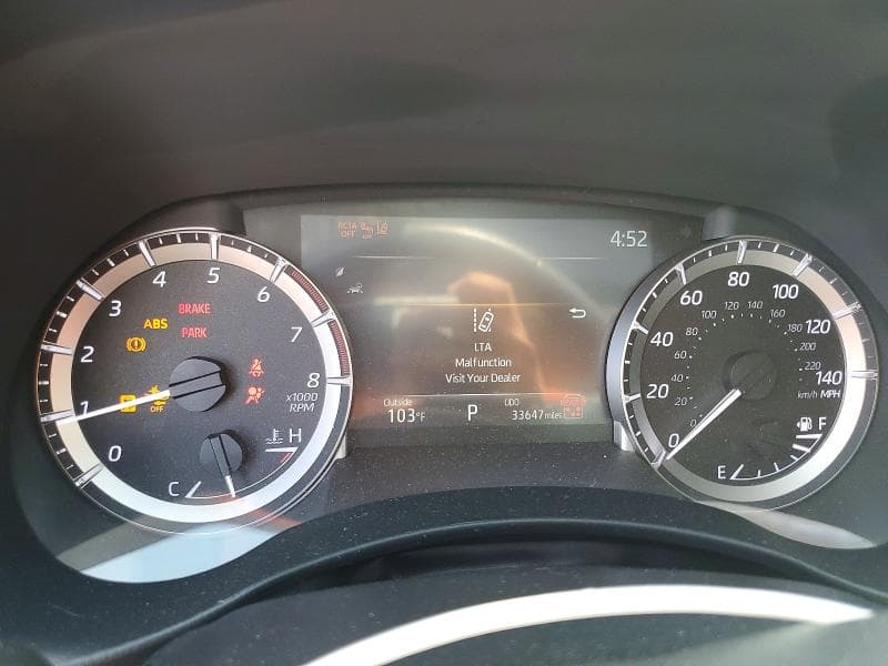 2024 TOYOTA HIGHLANDER XLE 9