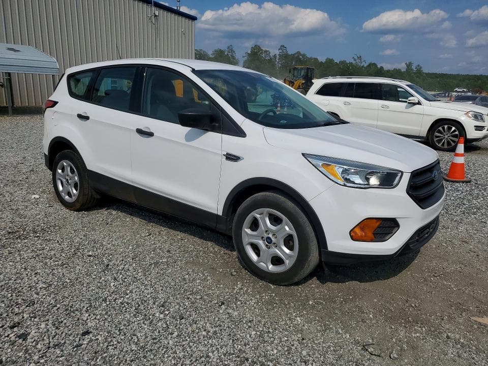 2017 FORD ESCAPE S 4
