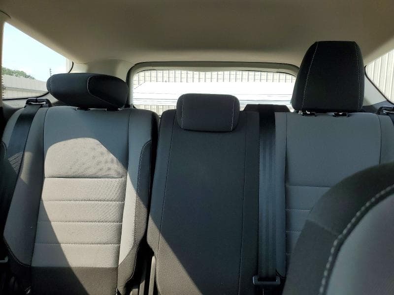 2017 FORD ESCAPE S 10