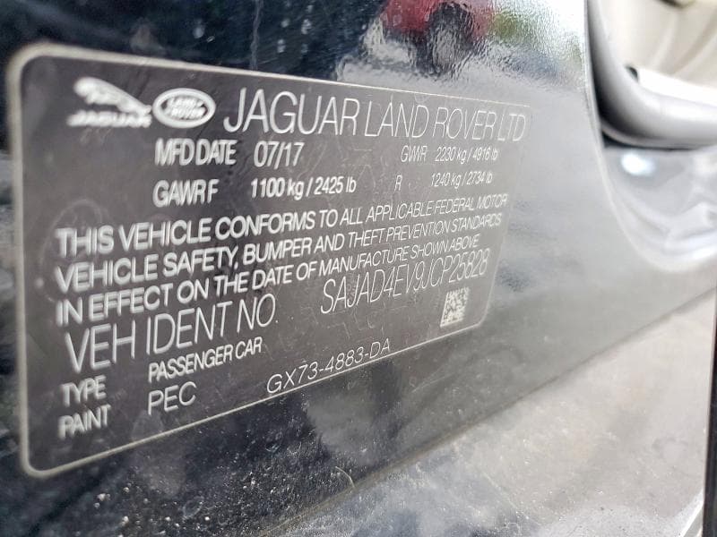 2018 JAGUAR XE PREMIUM PREMIUM 12