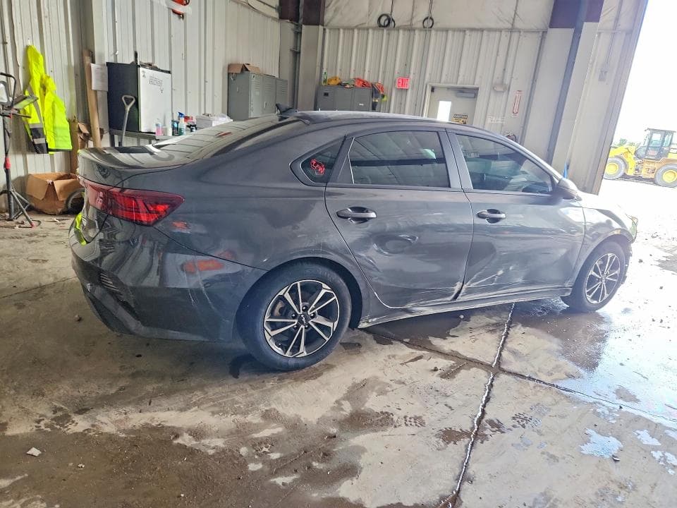 2024 KIA FORTE LXS 3