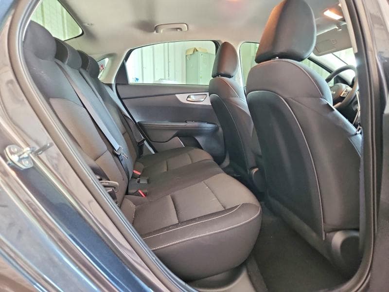 2024 KIA FORTE LXS 10