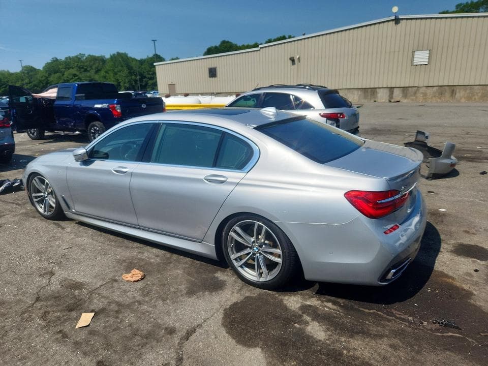 2017 BMW 750 XI 2