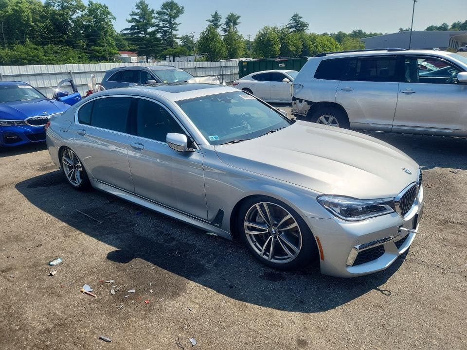 2017 BMW 750 XI 4