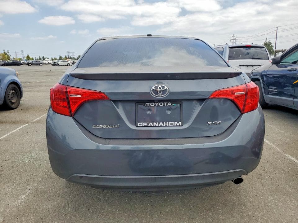 2017 TOYOTA COROLLA XSE 6