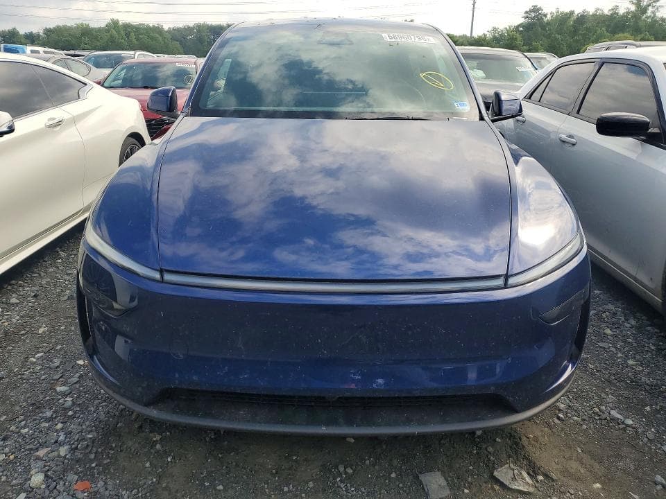 2026 TESLA MODEL Y 5