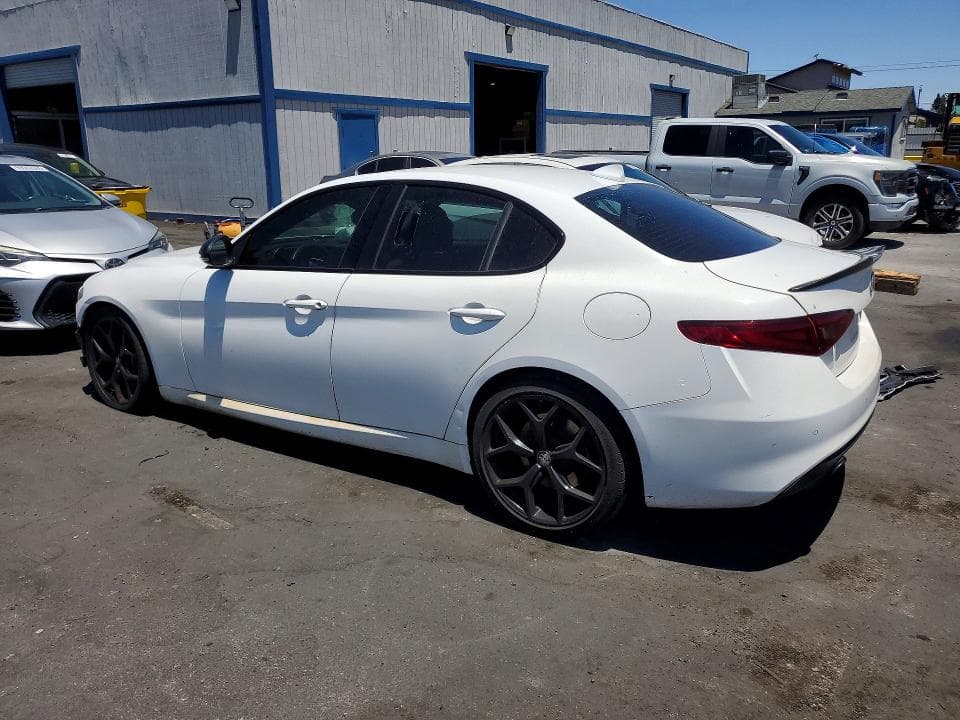 2020 ALFA ROMEO GIULIA 2