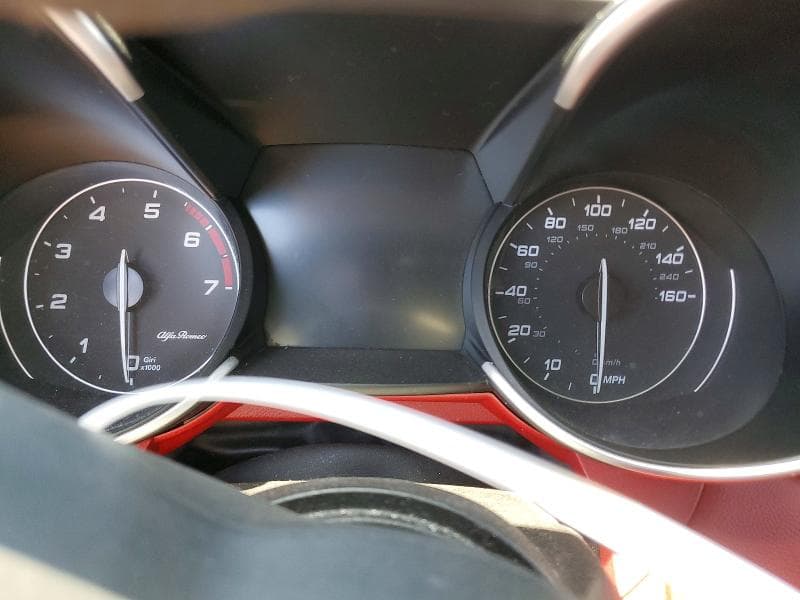 2020 ALFA ROMEO GIULIA 9