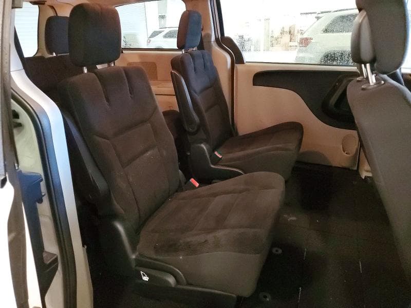 2017 DODGE GRAND CARAVAN SE SE 11
