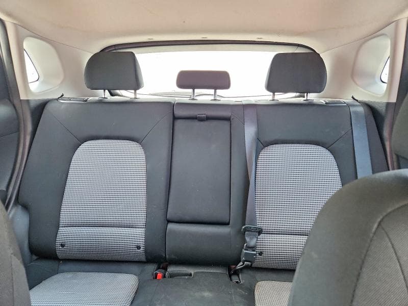 2019 HYUNDAI KONA SE 10