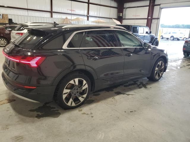 2021 AUDI E-TRON PREMIUM 3