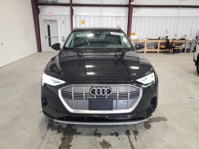 2021 AUDI E-TRON PREMIUM 5