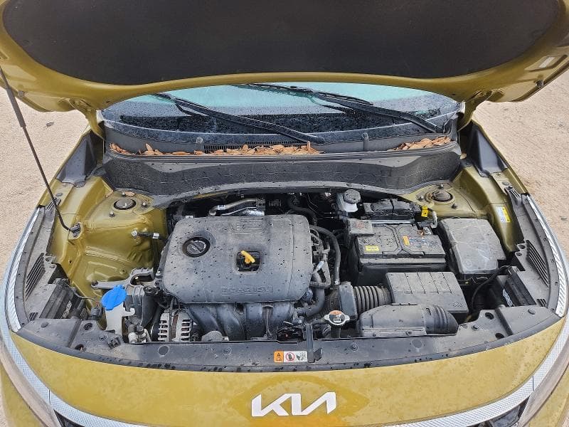 2024 KIA SELTOS S 11