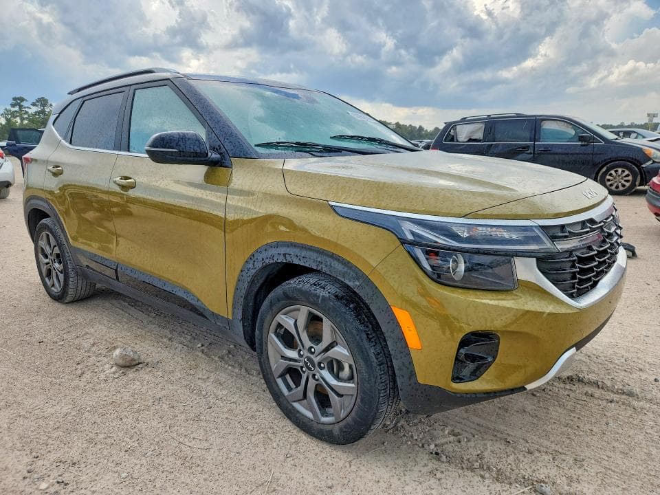 2024 KIA SELTOS S 4