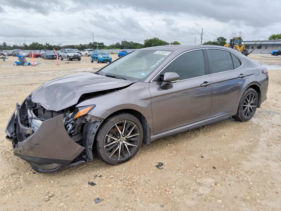 2024 TOYOTA CAMRY SE - 1