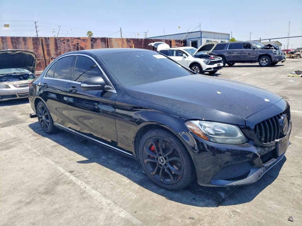 2017 MERCEDES-BENZ C 300 4