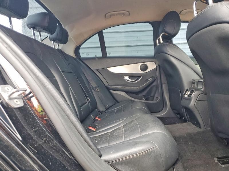 2017 MERCEDES-BENZ C 300 10