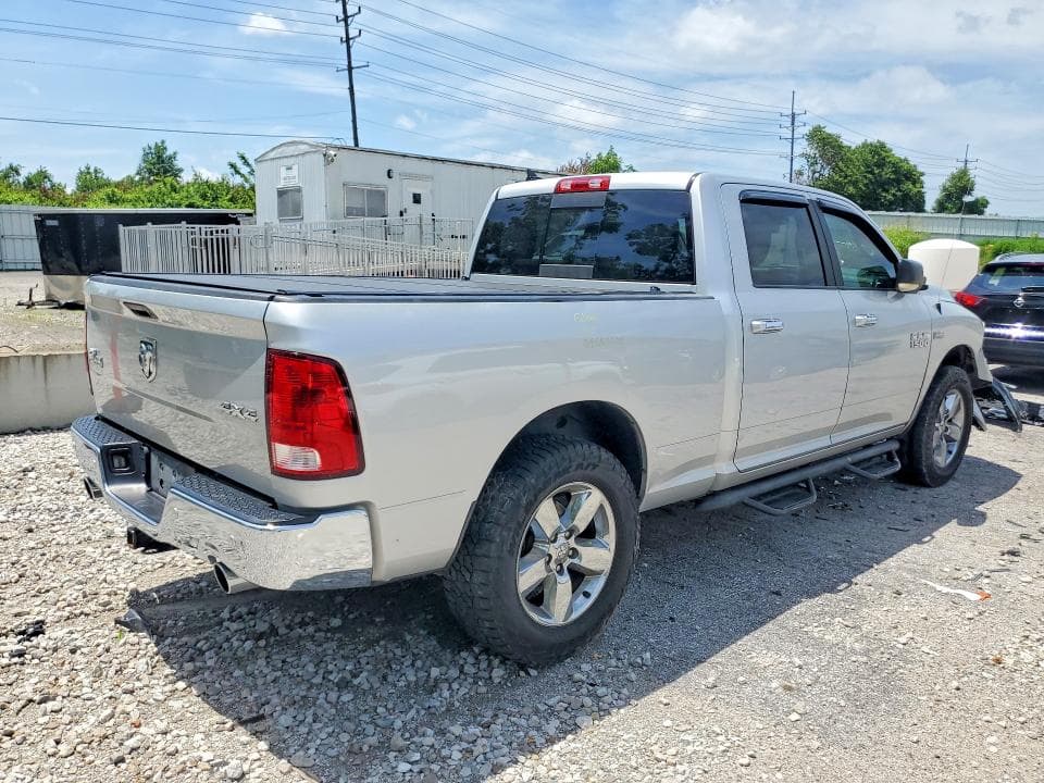 2017 RAM 1500 SLT 3