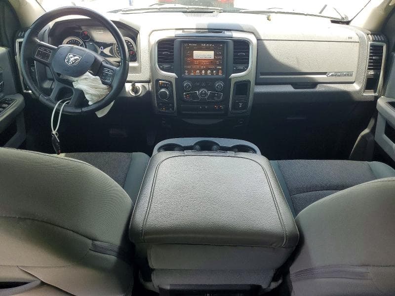 2017 RAM 1500 SLT 8
