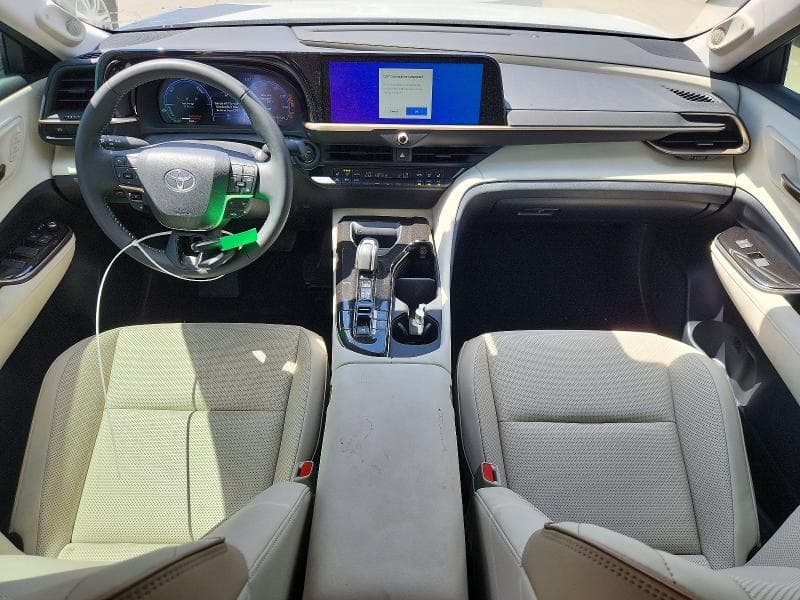 2026 TOYOTA CROWN LIMITED LIMITED 8