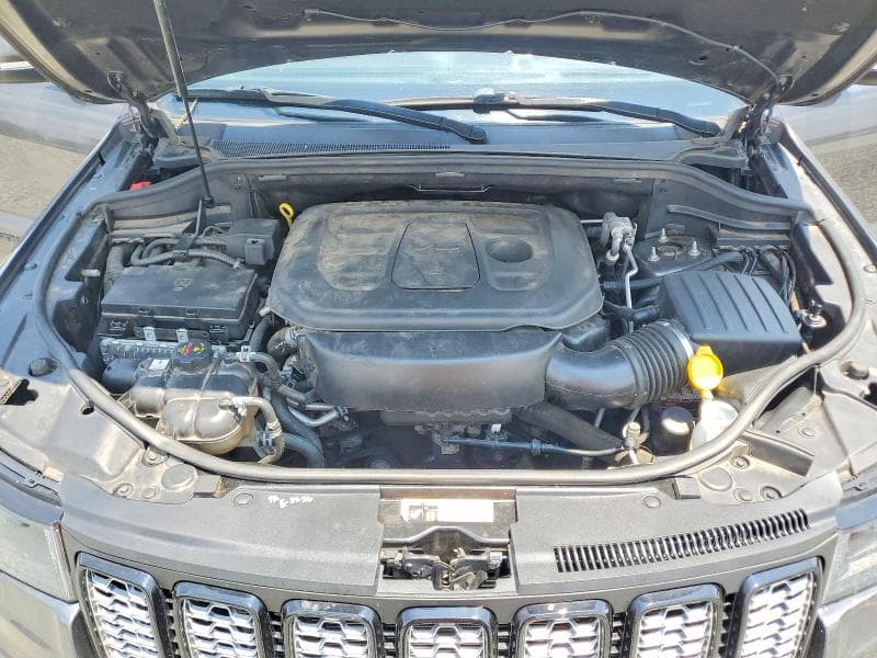 2019 JEEP GRAND CHEROKEE LAREDO 12