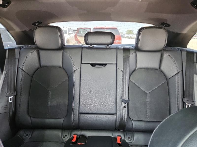 2019 PORSCHE MACAN 10