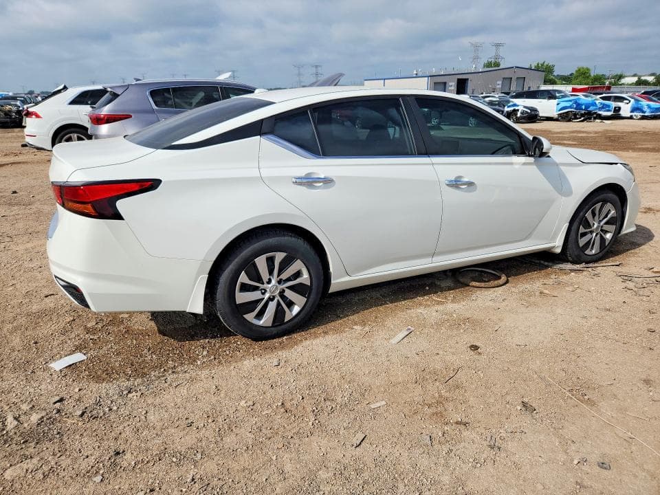 2019 NISSAN ALTIMA S 3