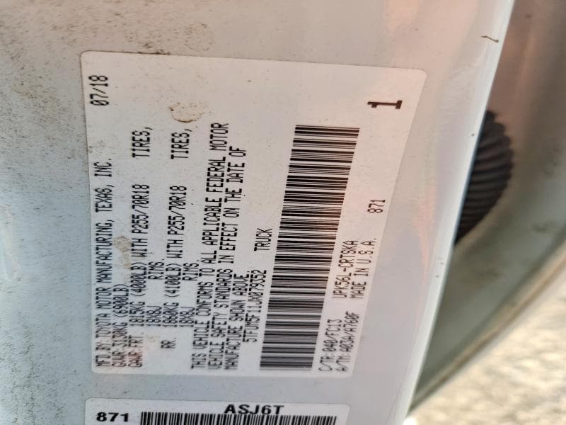 2018 TOYOTA TUNDRA SR5 12