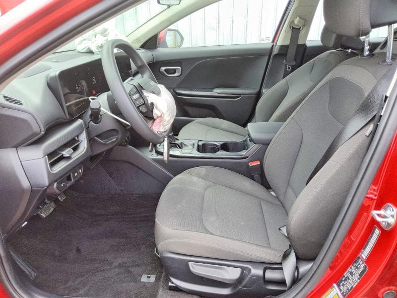 2026 KIA K4 LXS 8
