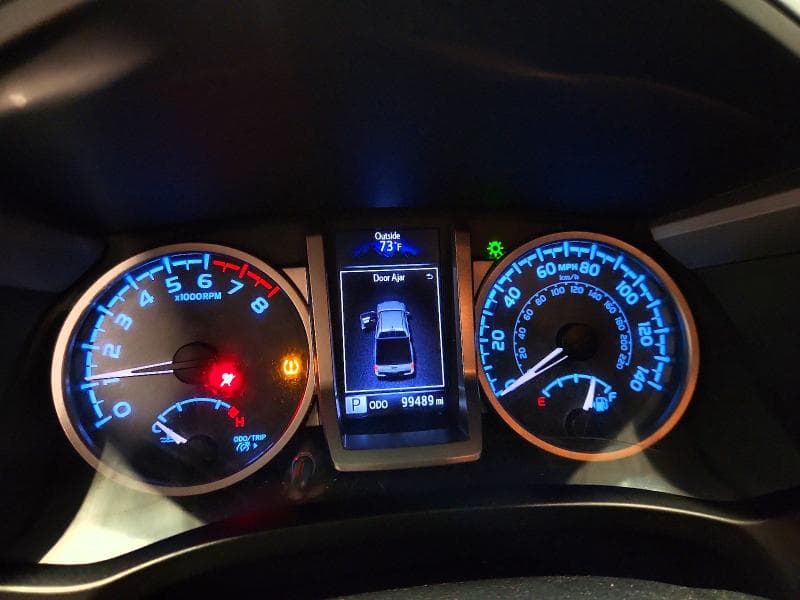 2019 TOYOTA TACOMA SR5 V6 9