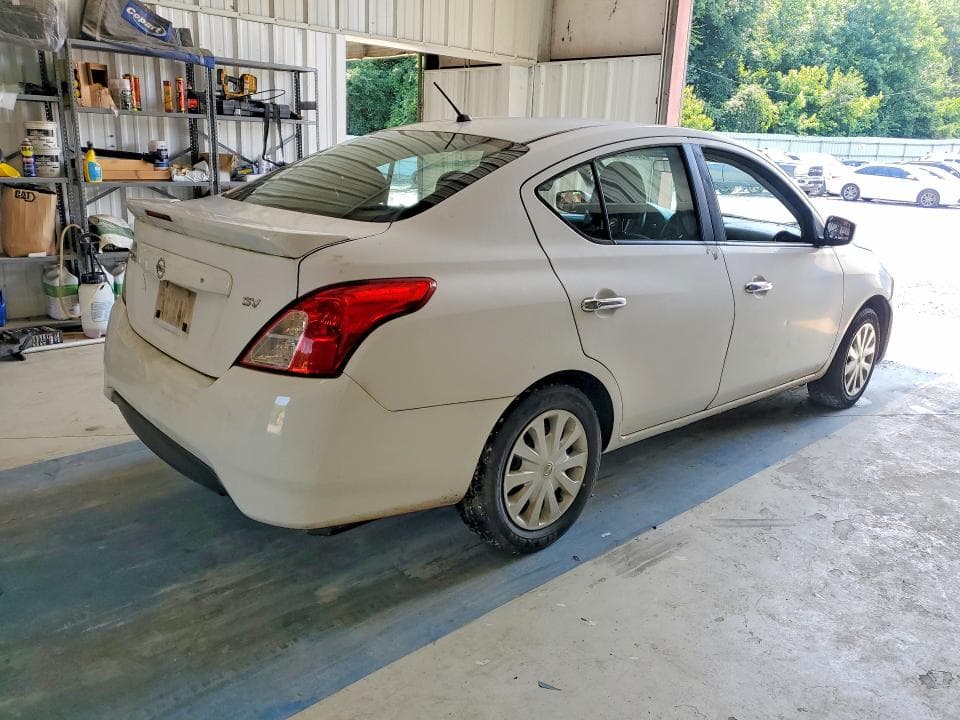2018 NISSAN VERSA SV 3